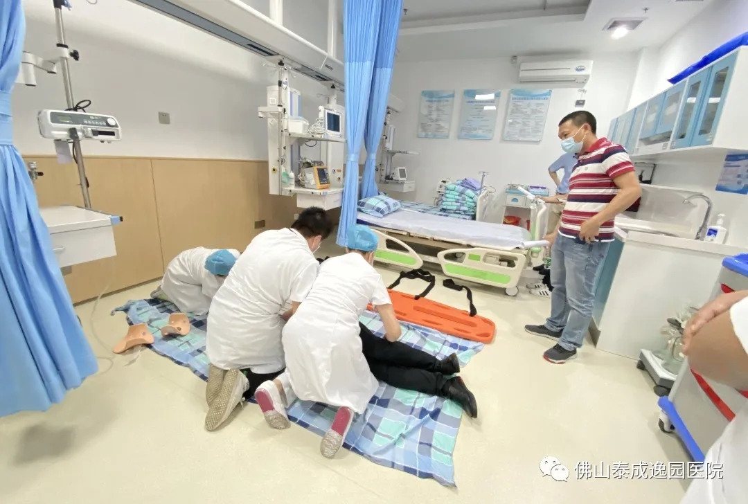 南方医院泰成逸园分院120急救站顺利通过入网验收