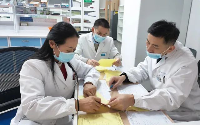 提高处方质量，促进合理用药——南方医院泰成逸园分院开展“处方点评”活动