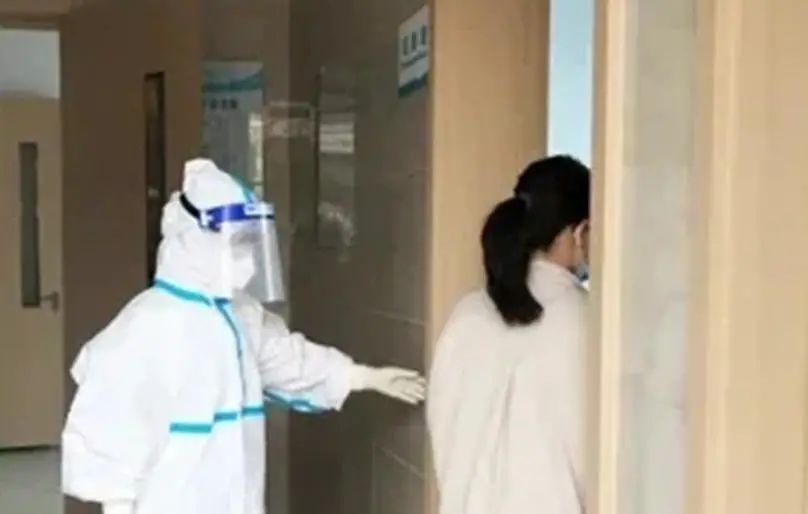 【助力新规·全力抗疫】我院有序开展核酸检测工作，实施免费挂号便民服务！
