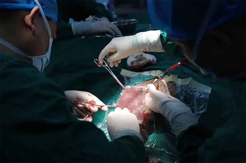 【医技动态】南方医院泰成逸园分院外科成功开展颅骨缺损修补术